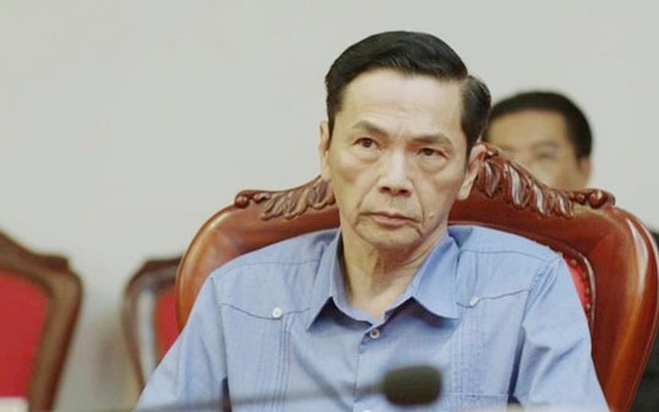 NSND Trung Anh với cú "quay xe" cực gắt trong phim giờ vàng