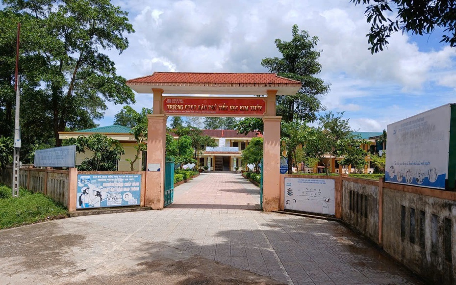 Bị phạt 196,5 triệu đồng vụ 41 học sinh ngộ độc, trường xin xã hỗ trợ tiền nộp phạt