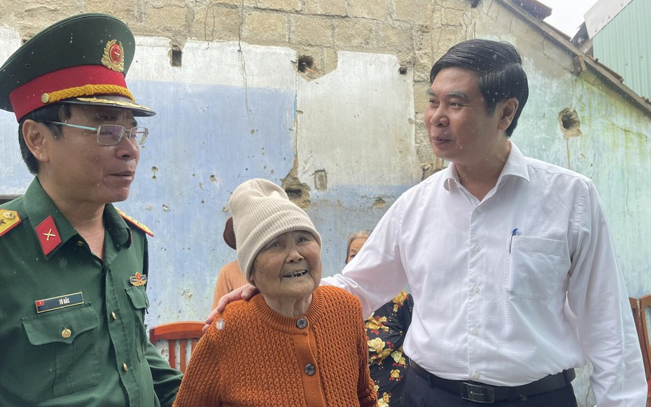 Gia Lai: Bàn giao ngôi nhà đầu tiên trong "Chiến dịch Quang Trung" cho người dân