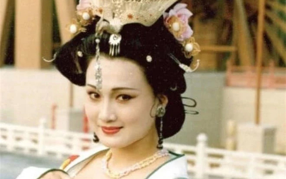 Cuộc sống khó tin ở tuổi U60 của đệ nhất mỹ nhân thập niên 1980