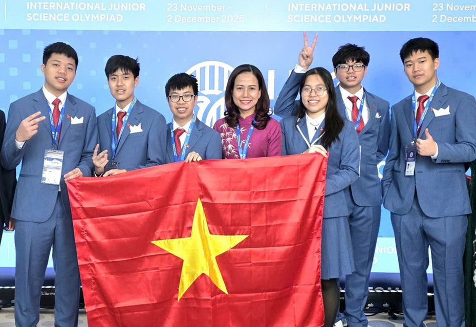 Đoàn học sinh Việt Nam giành 6 huy chương Olympic Khoa học trẻ quốc tế
