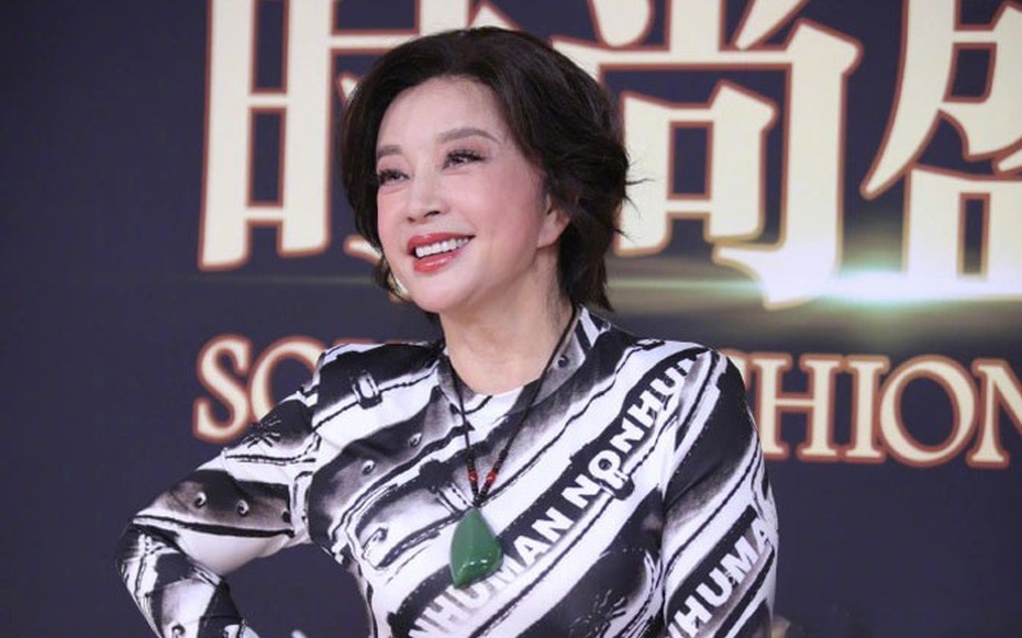 Nhan sắc gây sốc của "Võ Tắc Thiên" Lưu Hiểu Khánh ở tuổi 75