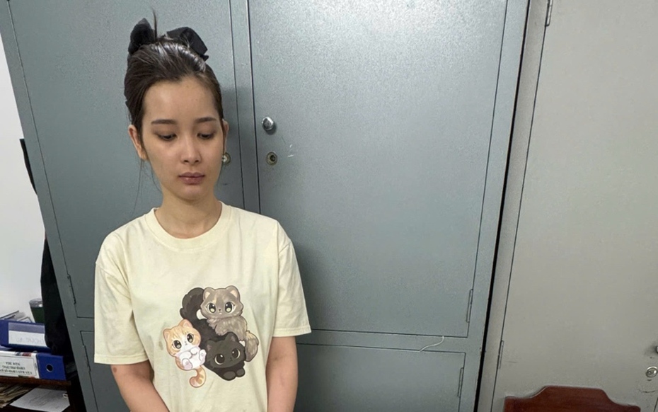 Nữ nhân viên đánh tráo nữ trang của chủ tiệm vàng ở Cần Thơ