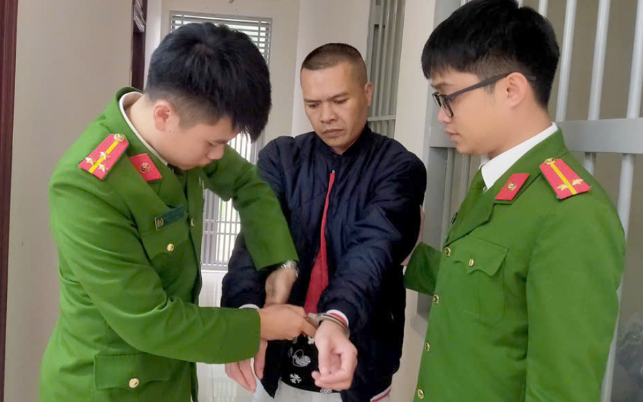 Đồng loạt "cất vó", bắt khẩn cấp 6 đối tượng, thu giữ 9.000 viên ma túy