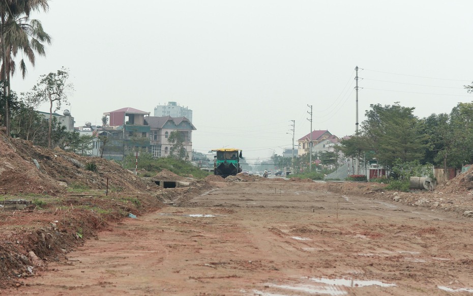 Hà Tĩnh: Quyết liệt tháo gỡ “điểm nghẽn” mặt bằng, đưa các dự án giao thông trọng điểm về đích