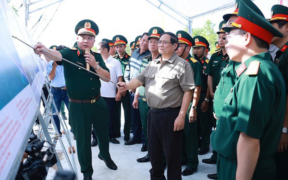 Thủ tướng kiểm tra, đôn đốc một số dự án hạ tầng chiến lược tại Cà Mau