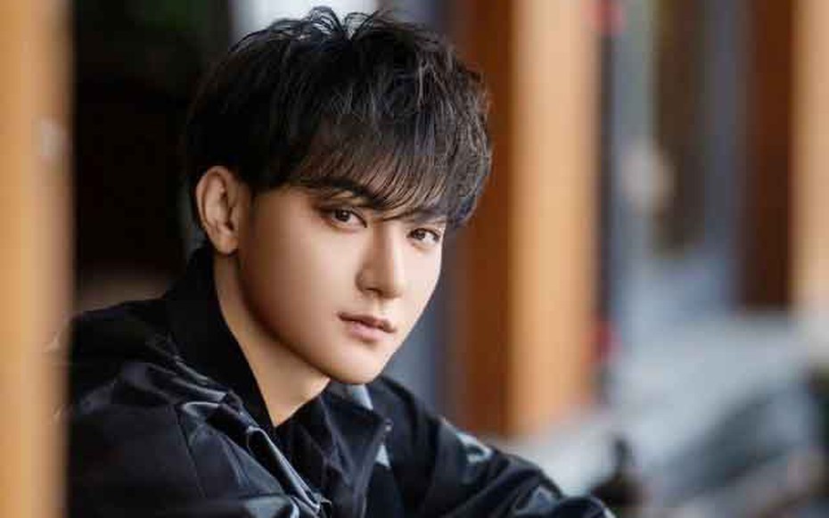 "Chủ tịch hot nhất showbiz": Từng bị xuất huyết não, gặp tình huống nguy kịch tính mạng