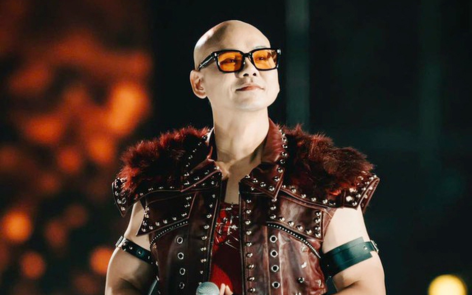 Nam ca sĩ Phan Đinh Tùng khiến khán giả lo lắng