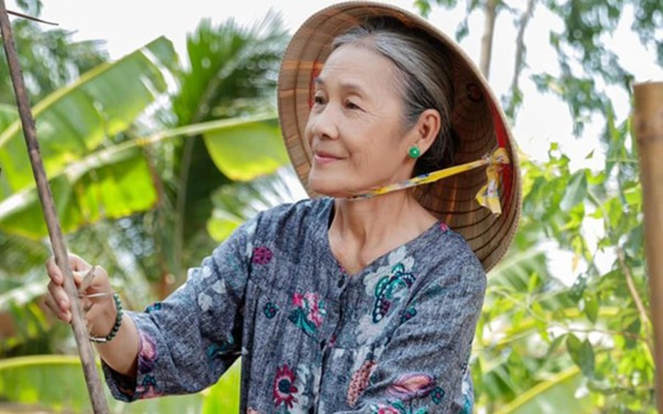 Nghệ sĩ Thanh Hiền: "Đóa hoa nở muộn" của làng điện ảnh Việt, hiếm hoi bộc bạch về chuyện gia đình