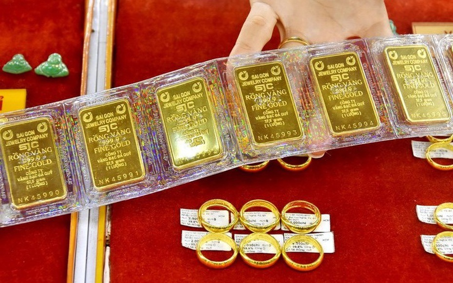 Giá vàng hôm nay 31/12: Tiếp tục giảm sâu