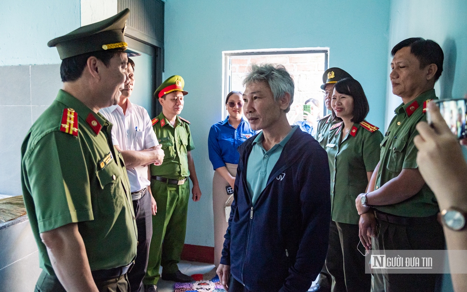 Món quà Tết từ "Chiến dịch Quang Trung": Đón năm mới trong căn nhà mới