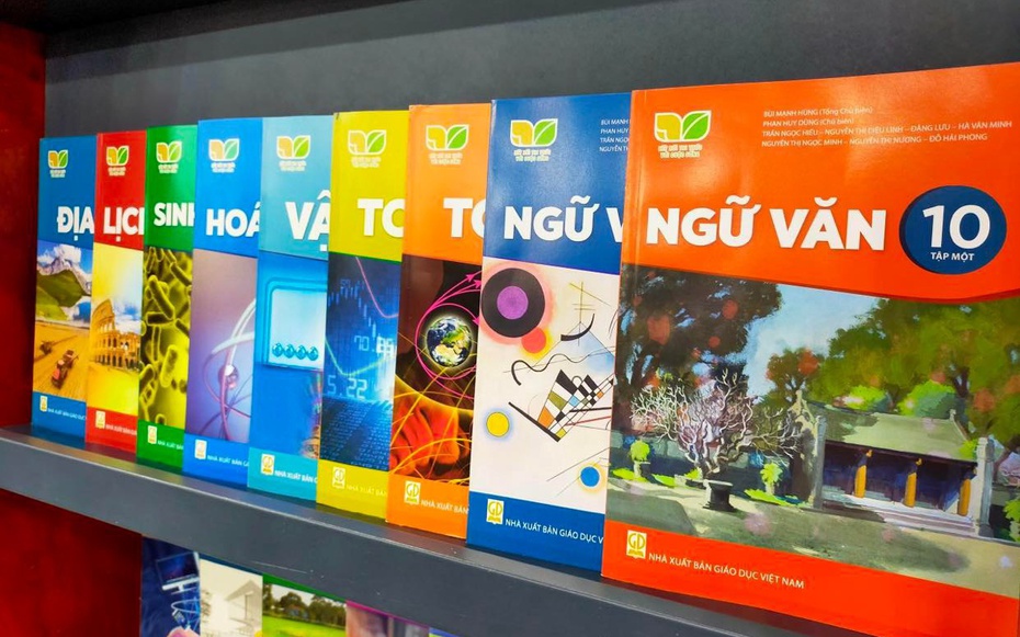 Cần quan tâm đến yếu tố bản quyền và cơ sở pháp lý khi chọn bộ SGK thống nhất