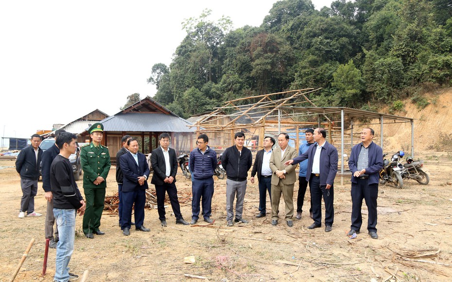 Quyết tâm mang điện về bản vùng cao, để người dân “an cư, lạc nghiệp”