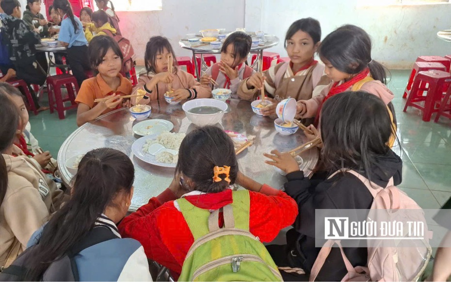 Hành trình ươm mầm xanh cho học sinh vùng biên