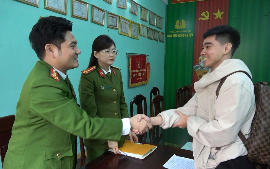 Nam thanh niên ở Huế trả lại gần 220 triệu đồng cho người chuyển khoản nhầm