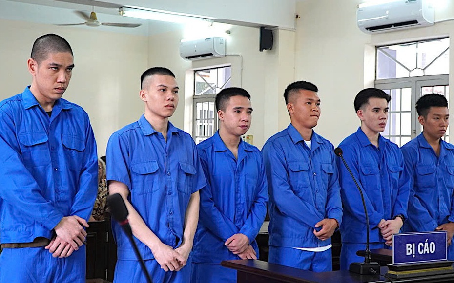 Bà Rịa-Vũng Tàu: Hoãn phiên tòa xử 6 cựu cầu thủ tham gia bán độ