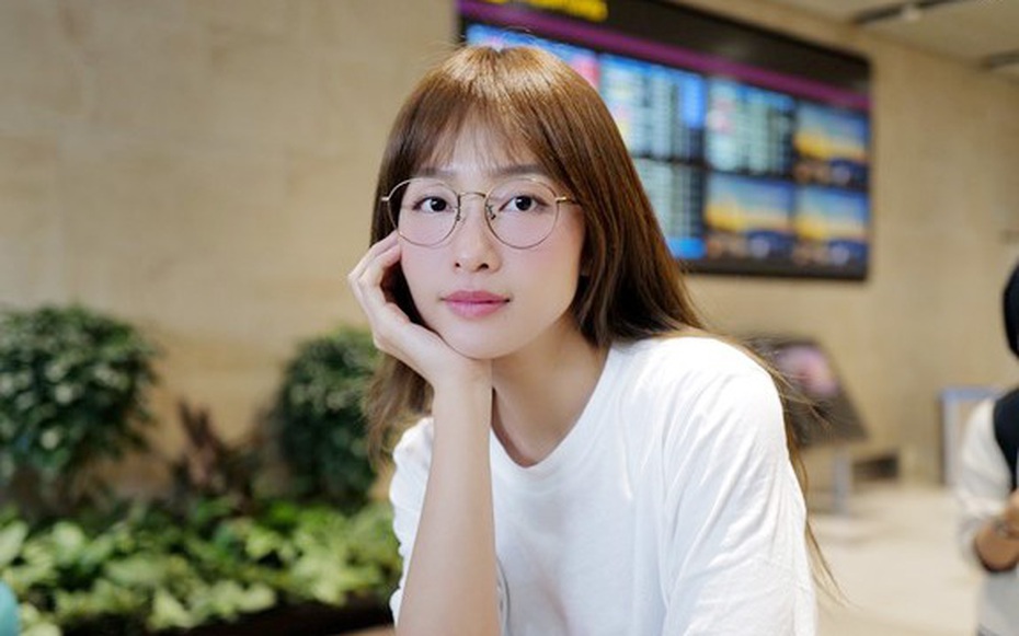 Diễn viên Khả Ngân bất ngờ "ẩn ý" chuyện sẽ lên xe hoa?