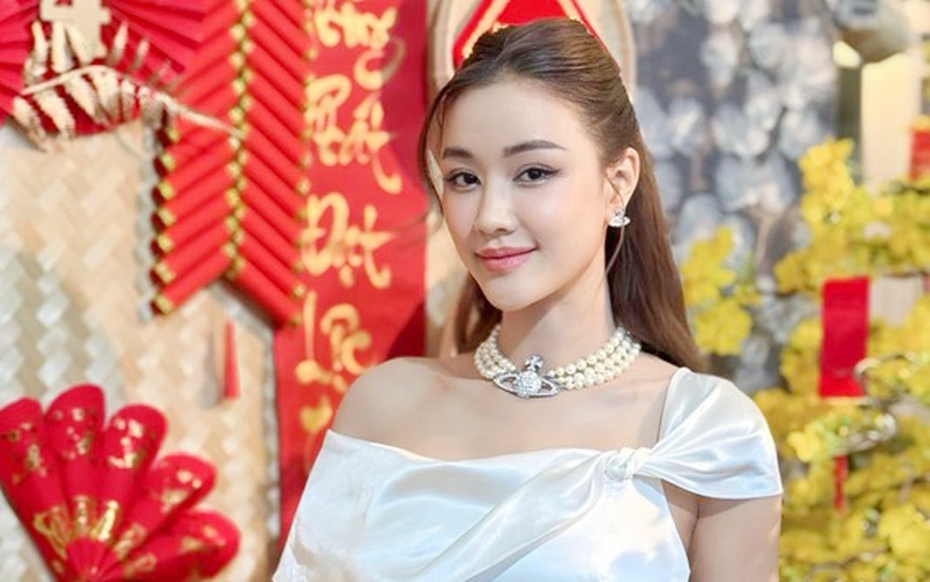 Nhan sắc động lòng người của mỹ nhân Việt đóng liên tiếp nhiều phim lỗ nặng
