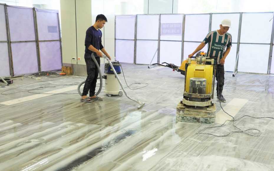 Vì sao nền đá nhà ga T3 Tân Sơn Nhất chưa hoàn thiện đã đưa vào khai thác?