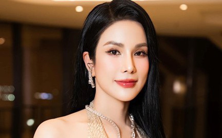 Sau 2 năm ly hôn, Diệp Lâm Anh có cuộc sống hoàn toàn đối lập với thiếu gia Nghiêm Đức