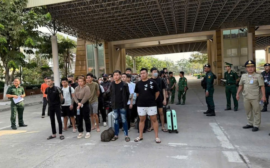 Lời cảnh tỉnh đau xót về chiêu trò "việc nhẹ lương cao" từ các nạn nhân vừa được giải cứu