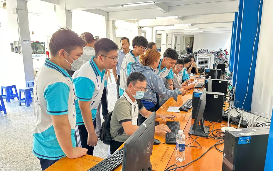 Gần 4.000 thí sinh bước vào kỳ thi lớp 10 đầu tiên tại Tp.HCM