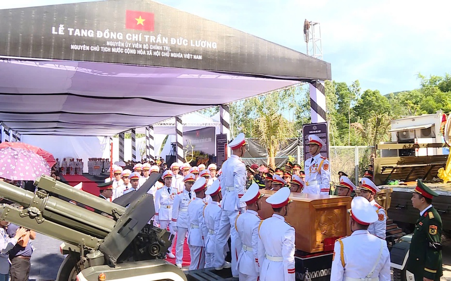 Lễ an táng nguyên Chủ tịch nước Trần Đức Lương