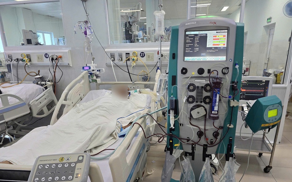 Cứu sống bệnh nhân bị viêm mô bào biến chứng nguy kịch