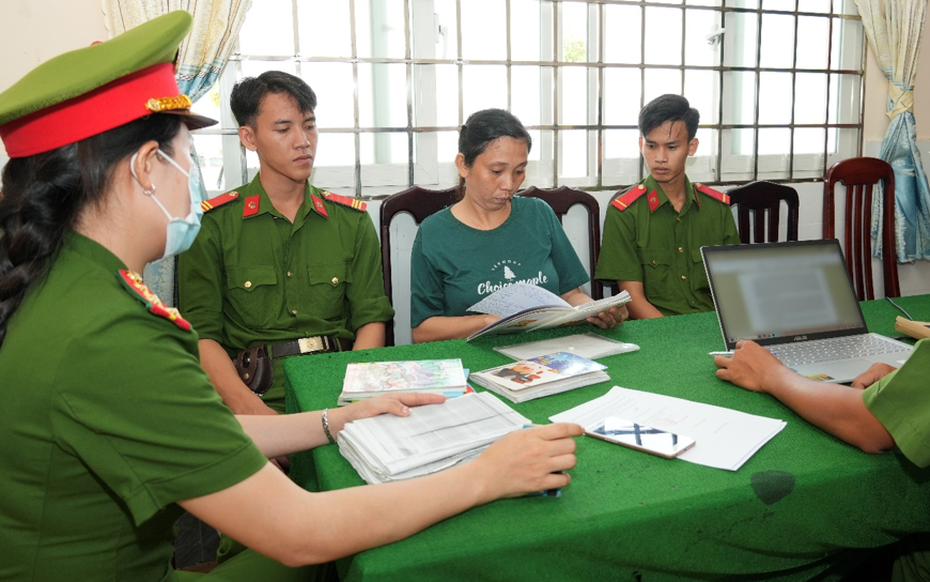 Bắt chủ hụi dùng các thủ đoạn gian dối để chiếm đoạt tiền