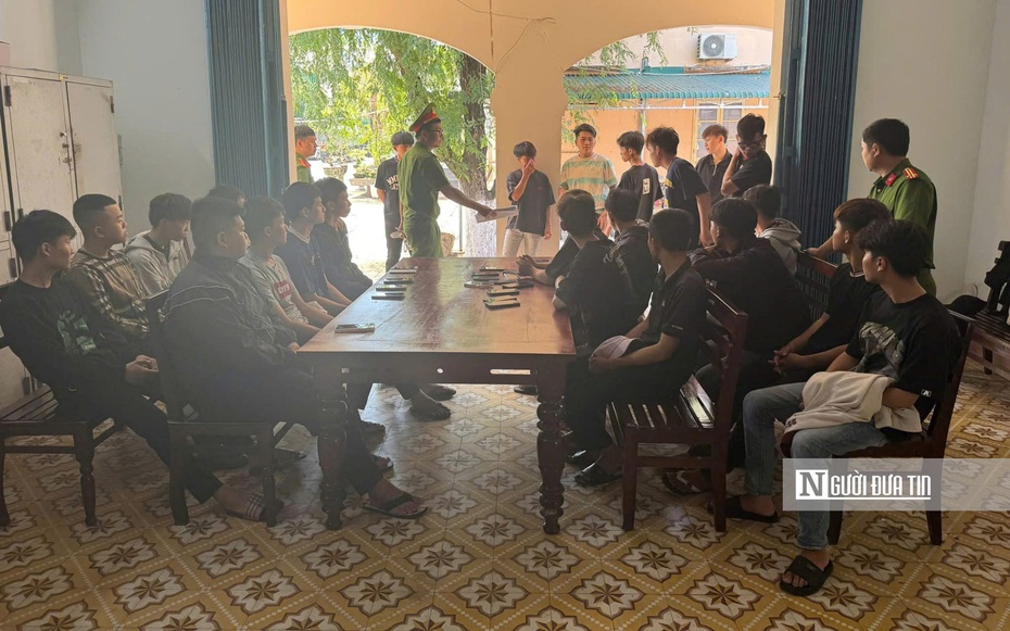 Quảng Ngãi: Khởi tố nhóm thanh thiếu niên mang hung khí truy tìm nhau trên quốc lộ 1