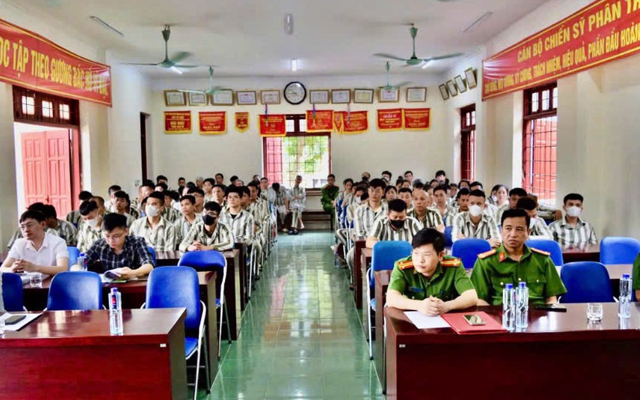 Hội Luật gia tỉnh Ninh Bình đẩy mạnh tuyên truyền pháp luật cho phạm nhân