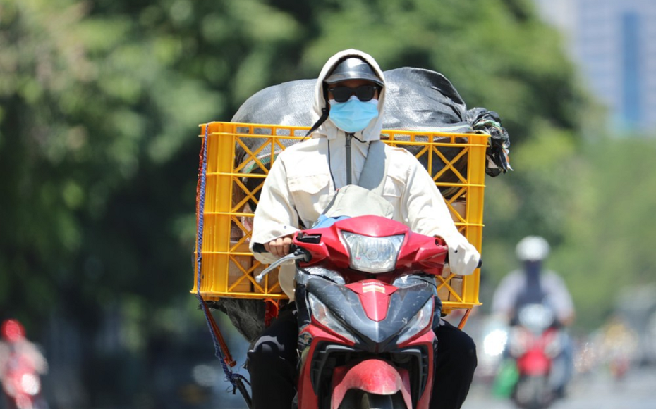 Miền Bắc nắng nóng "đổ lửa", Hà Nội có nơi đạt đỉnh gần 40 độ