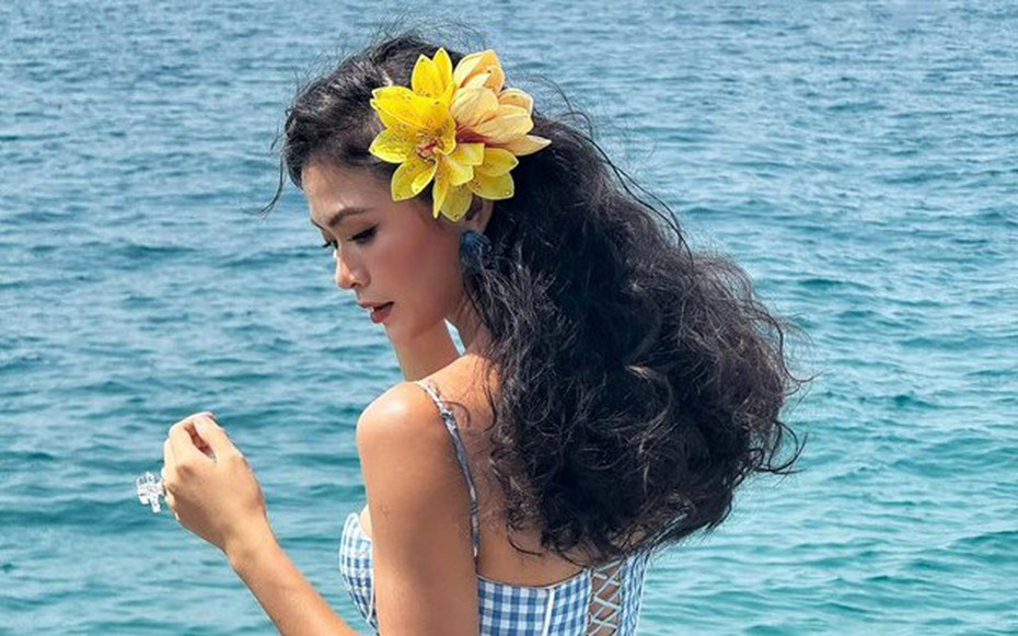 Á hậu sở hữu đôi chân 1,1m là Quán quân Vietnam's Next Top Model lên tiếng khi bị chê "hết thời"