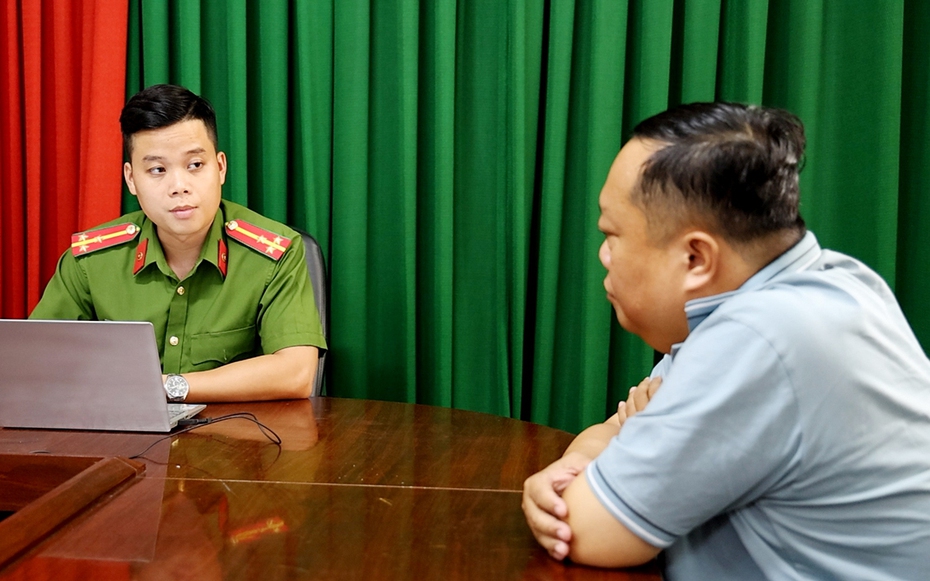Tạm giữ đối tượng làm giả văn bản của UBND tỉnh An Giang để "gọi vốn"