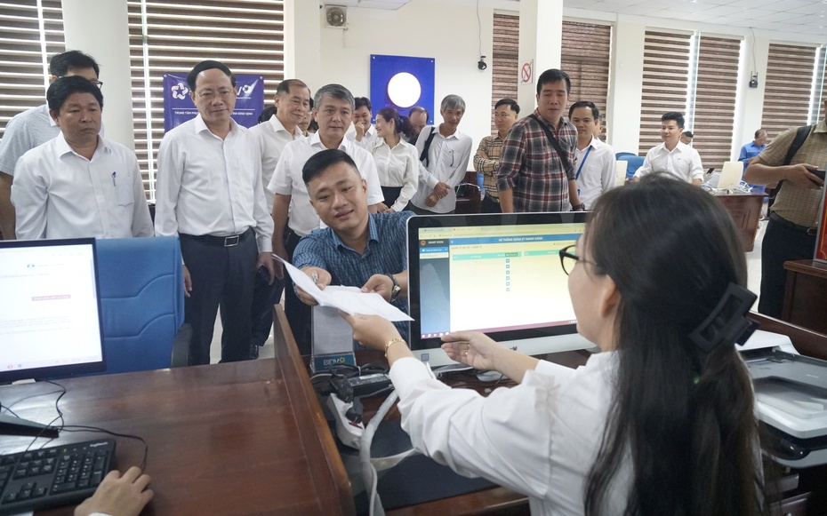 Người dân và doanh nghiệp là ưu tiên số 1 trong mô hình chính quyền 2 cấp