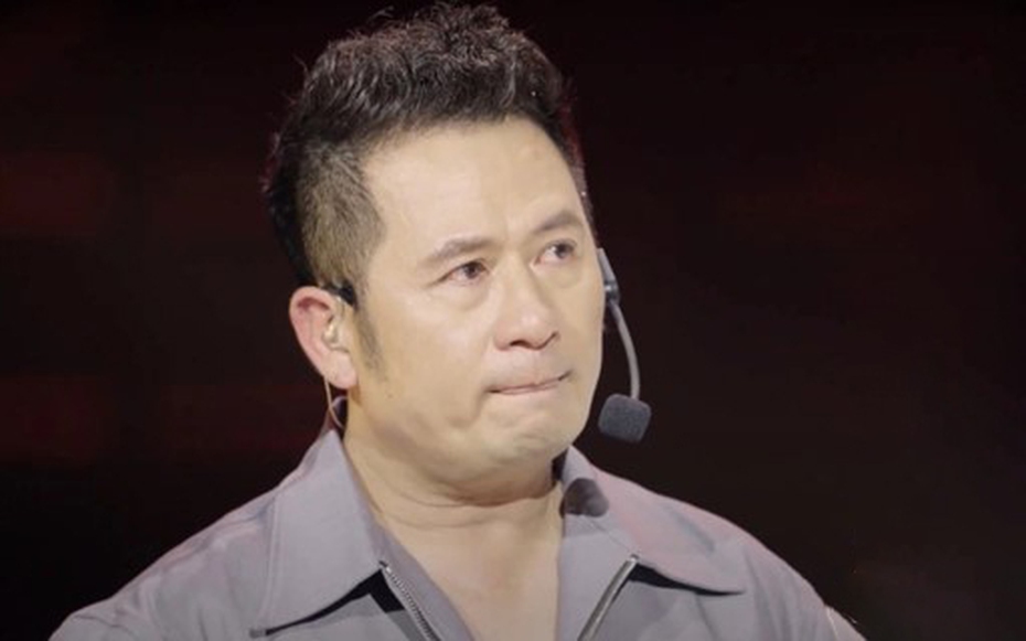 Ca sĩ Bằng Kiều gây hoang mang khi đăng tải bài viết: "Sự đau đớn này không thể tả..."