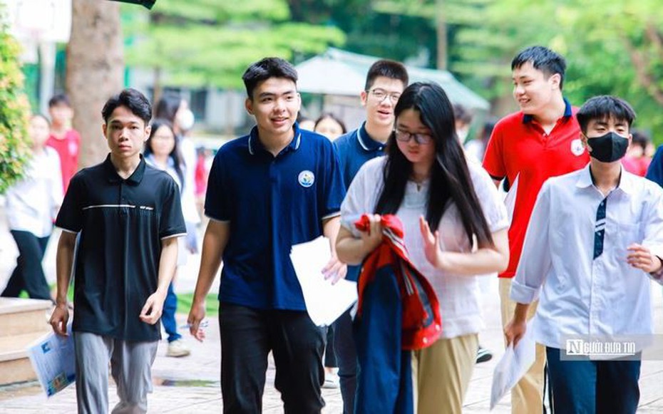 Đáp án môn Toán tốt nghiệp THPT 2025 mã đề 0107 nhanh nhất, đầy đủ nhất
