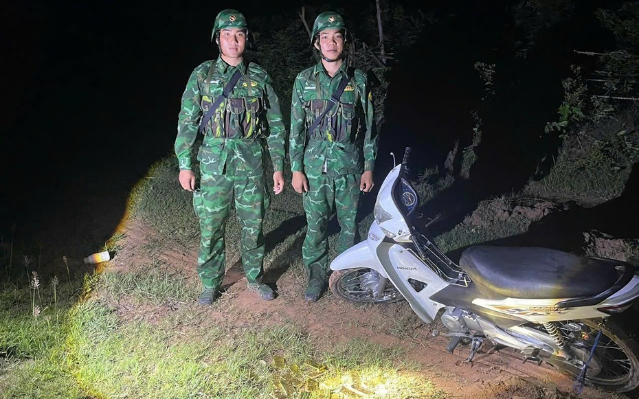 Cuộc chiến chống vàng lậu ở vùng biên – Kỳ 1: Mạch ngầm xuyên biên giới