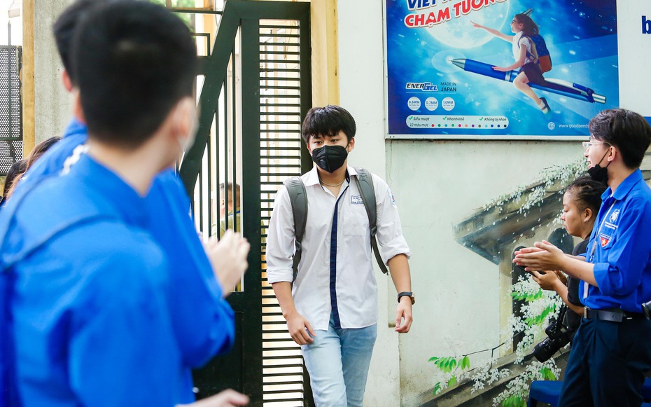 Đáp án môn Giáo dục kinh tế và pháp luật thi tốt nghiệp THPT 2025 mã đề 1015 nhanh nhất, đầy đủ nhất