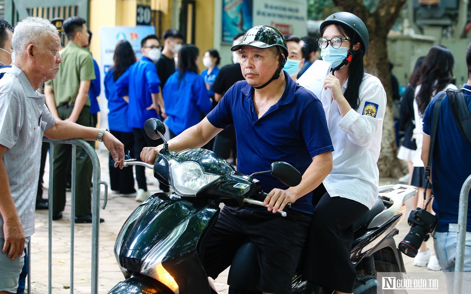 Đáp án môn Toán thi tốt nghiệp THPT 2025 mã đề 0122 nhanh nhất, đầy đủ nhất