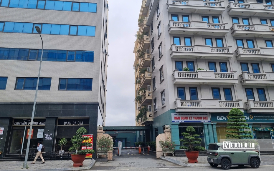 Cha con Tổng Giám đốc DVC sang tay hơn 4 triệu cổ phiếu