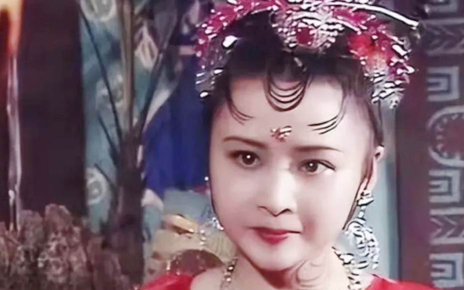 Diêu Gia – nàng yêu tinh nhện nổi tiếng của Tây du ký, giờ là bà trùm Cbiz