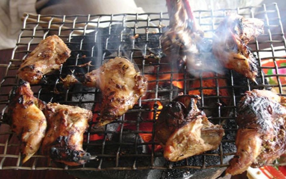 Đặc sản "đáng sợ" xưa không ai ăn nay dân phố săn lùng, 200.000 đồng/kg