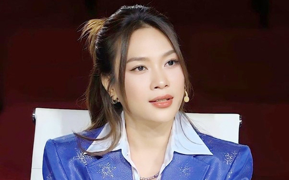 "Họa mi tóc nâu": Từ cô bé ôm đàn năm nào đến ngôi sao số một Vpop