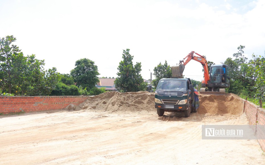 Có tiền không mua được cát, nhiều công trình xây dựng ở Đắk Lắk gặp khó