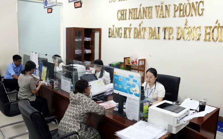 Quảng Bình giải quyết nhanh chóng thủ tục hành chính trong giai đoạn sáp nhập