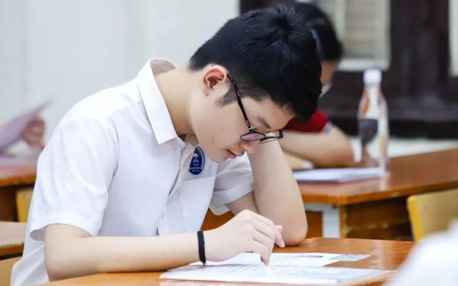 Gợi ý đáp án môn Tiếng Anh thi vào lớp 10 tại Hà Nội năm 2025 tất cả 24 mã đề