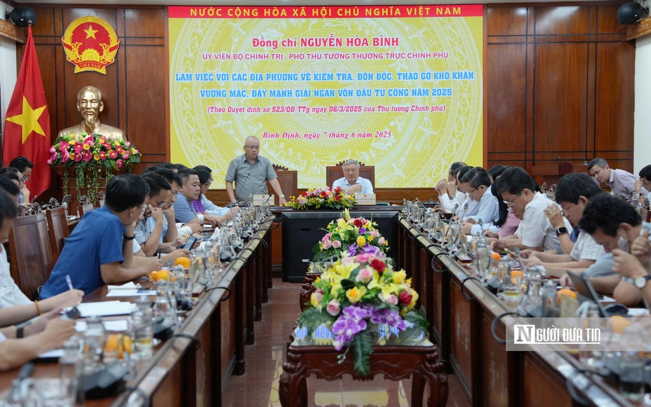 Phó Thủ tướng Nguyễn Hòa Bình: Tháo gỡ điểm nghẽn giải phóng mặt bằng, đẩy mạnh giải ngân vốn đầu tư công