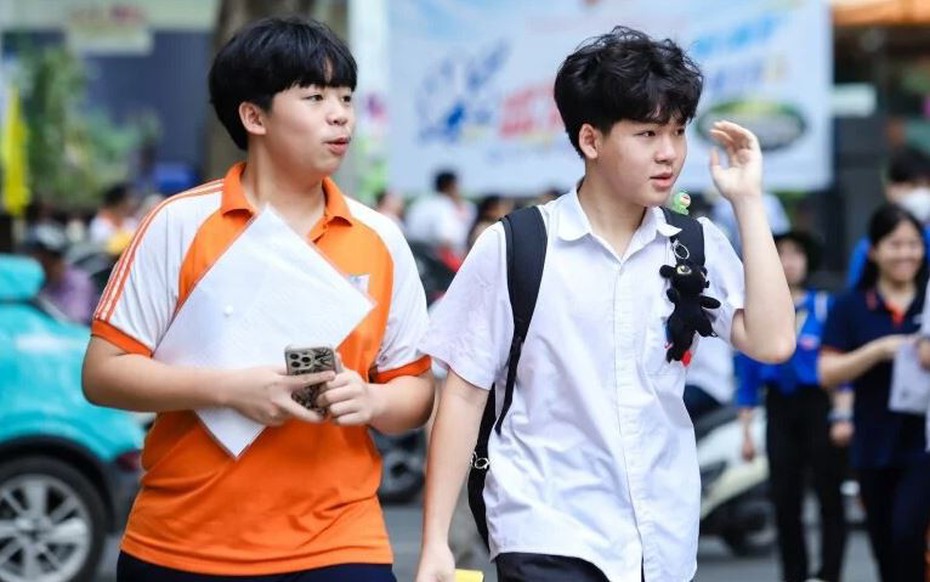 Đề tiếng Anh thi vào lớp 10 tại Hà Nội năm 2025