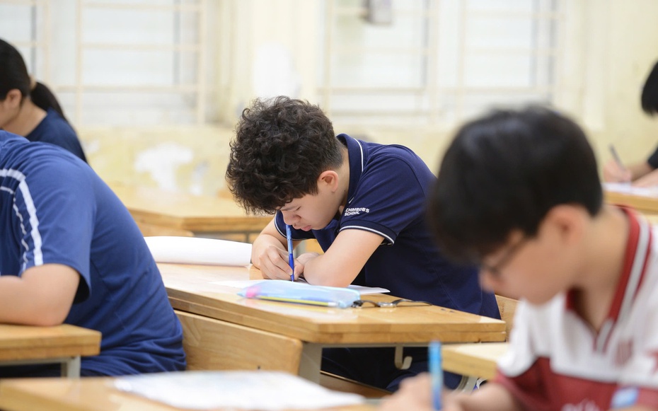 Gần 103.000 sĩ tử Hà Nội vượt “ải” cuối kỳ thi vào lớp 10